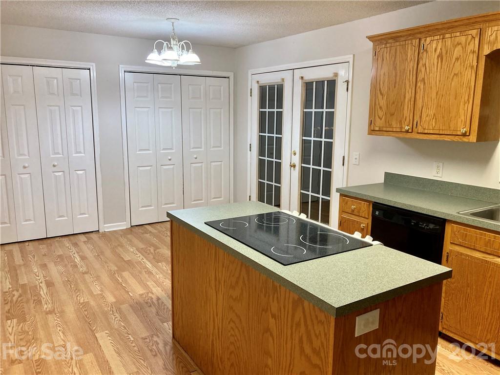 5721 Lee Cline Road, Unit 2 Conover, NC 28613 - Photo 6 of 12 Gallery Image 6