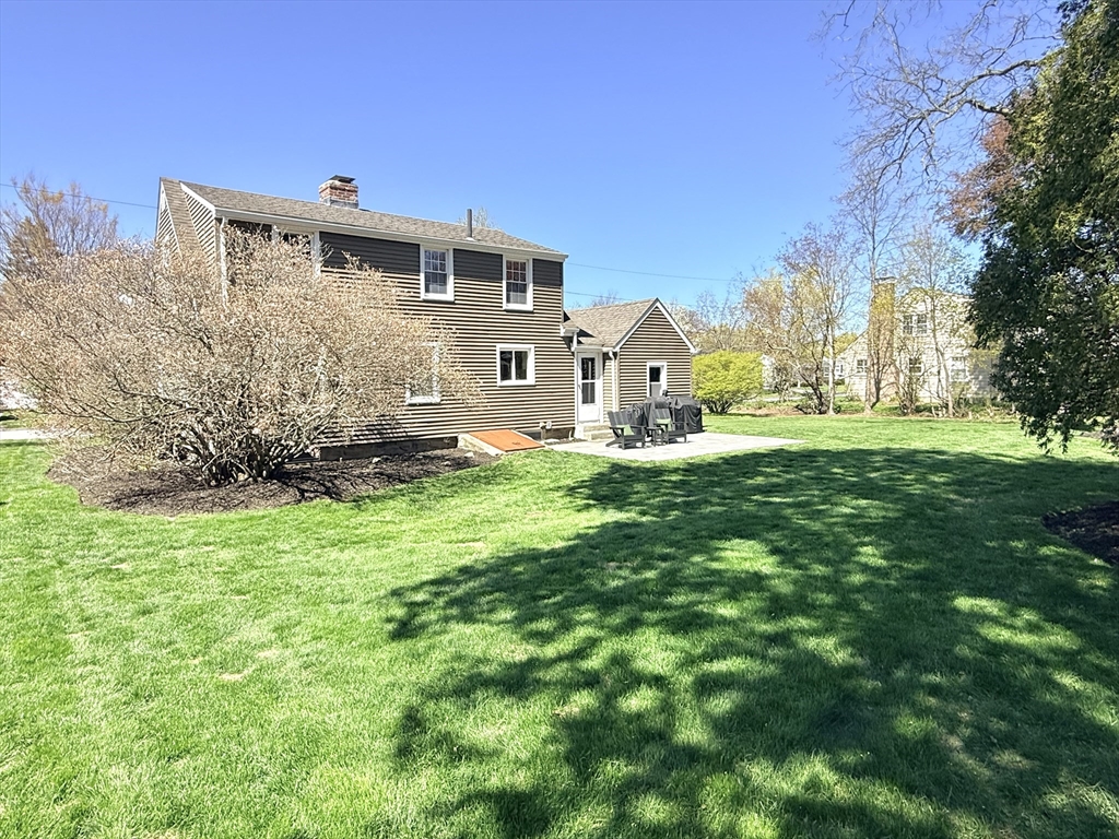 8 Birmingham Road Worcester, MA 01606 - Photo 17 of 18 Gallery Image 17
