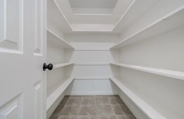 $450,000 | 5403 Farley Drive, Houston, TX 77032