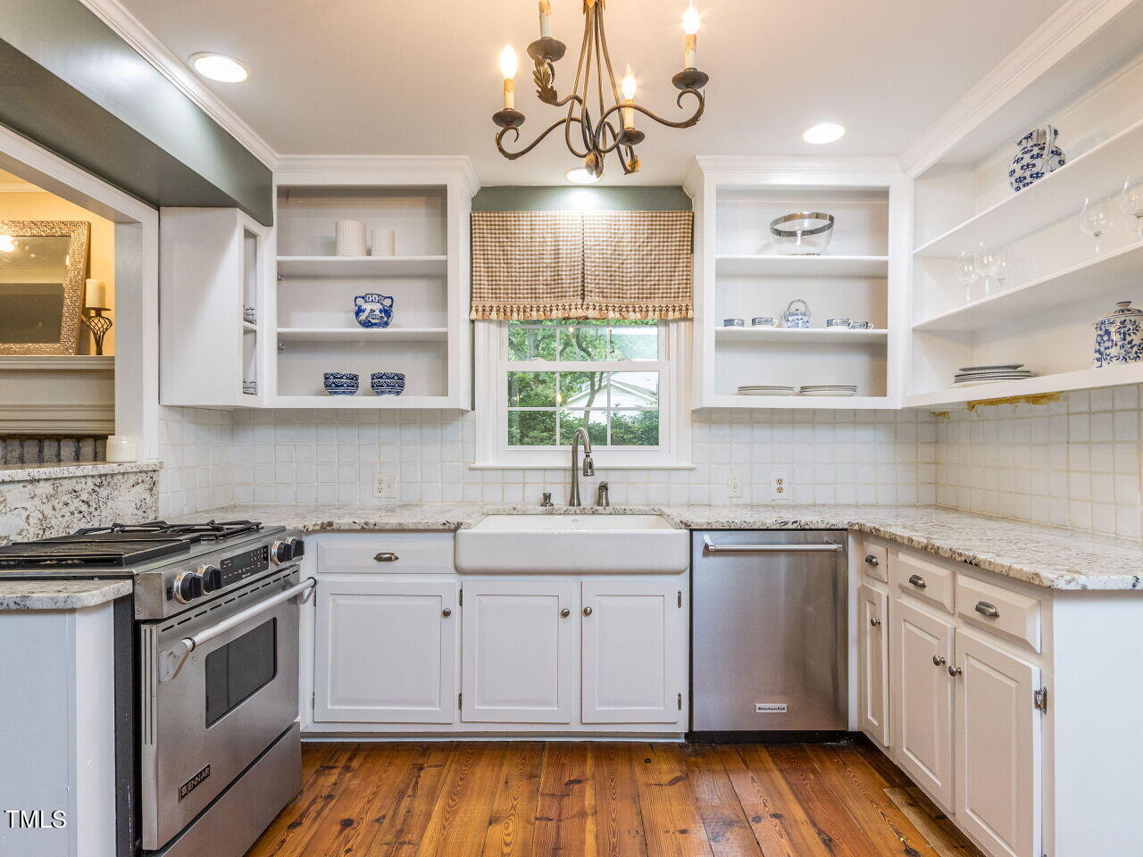 608 Ortega Road Raleigh, NC 27609 - Photo 9 of 34 Awesome kitchen!