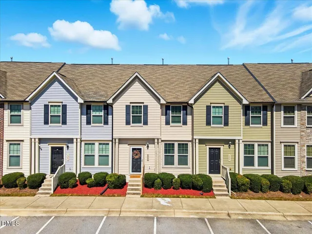 a view of multiple house