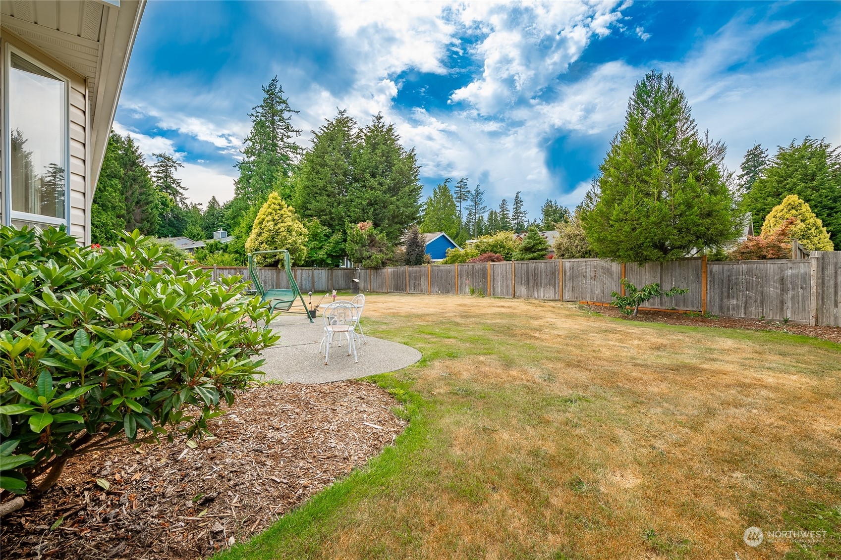 8087 Kispiox Road Blaine, WA 98230 - Photo 35 of 37 a view of a backyard