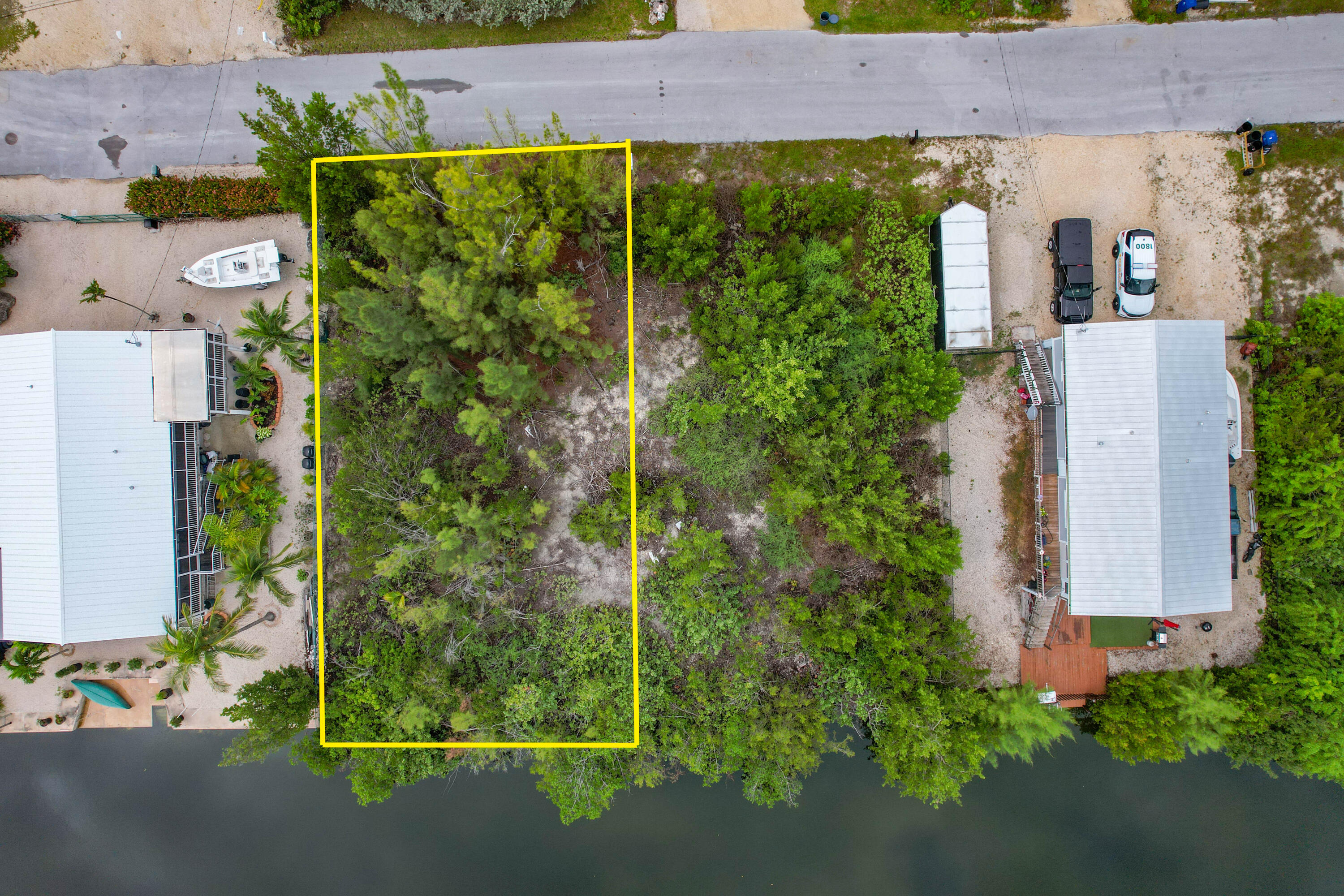 231 Pelican Lane Big Pine Key, FL 33043 - Photo 7 of 7 an aerial view of a house having outdoor space