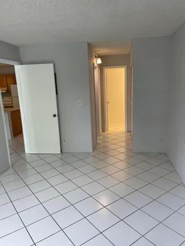 $1,375 | 2771 Riverside Drive, Unit 113A, Coral Springs, FL 33065