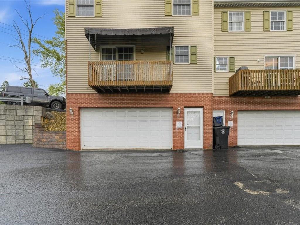 2003 Ridge Road McKeesport, PA 15135 - Photo 37 of 50 2 Car Garage