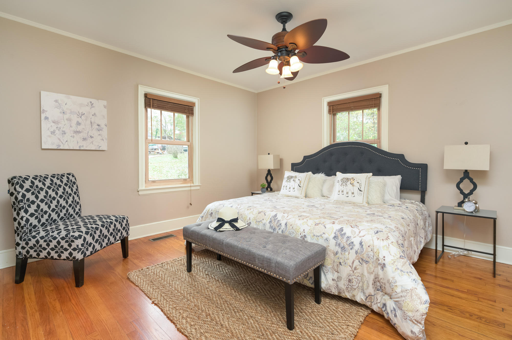 204 Gillespie Road Chattanooga, TN 37411 - Photo 5 of 36 204_Gillespie_Rd_25