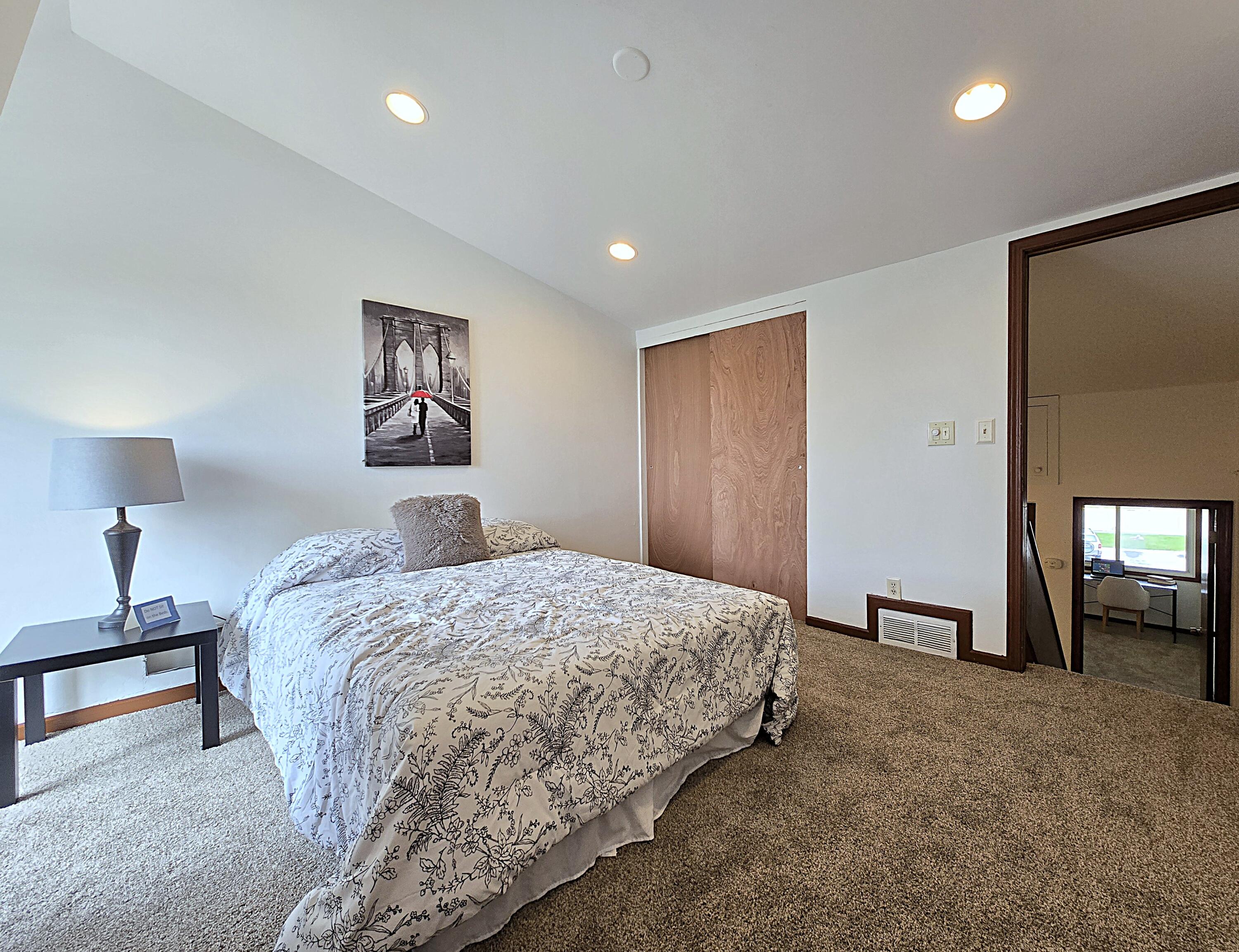 1522 Big Bend Road, Unit G Waukesha, WI 53189 - Photo 17 of 31 Bedroom 2