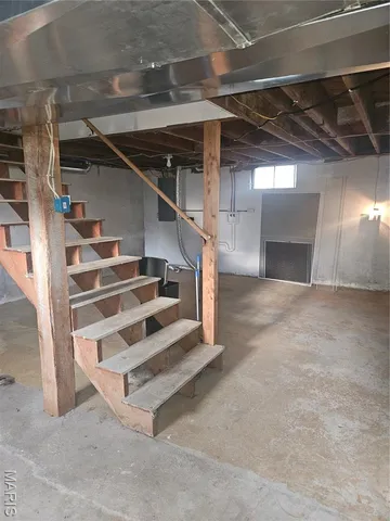 $180,000 | 411 West 2nd Street, Montgomery City, MO 63361