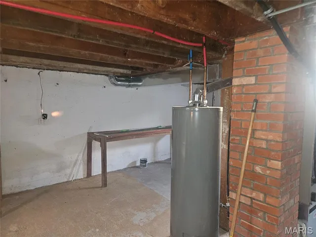 $180,000 | 411 West 2nd Street, Montgomery City, MO 63361