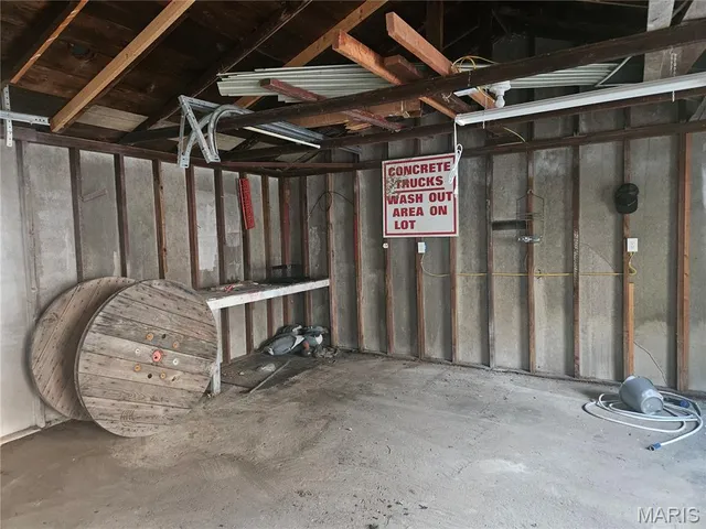 $180,000 | 411 West 2nd Street, Montgomery City, MO 63361