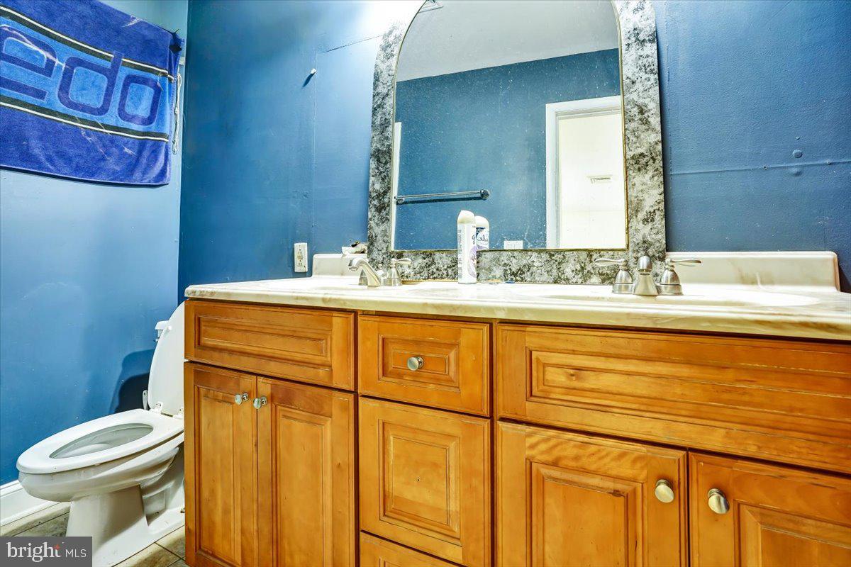 49 Nursery Road Titusville, NJ 08560 - Photo 20 of 51 Master bathroom