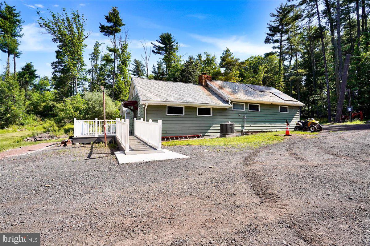 49 Nursery Road Titusville, NJ 08560 - Photo 3 of 51