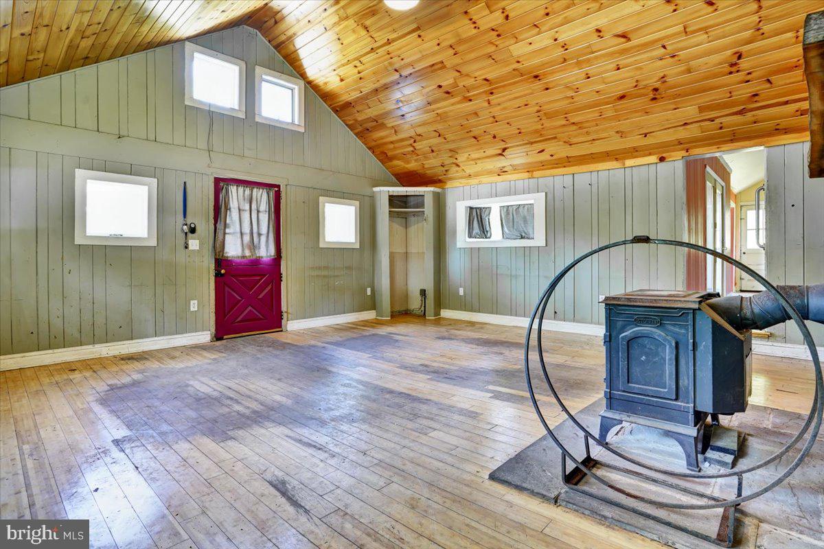 49 Nursery Road Titusville, NJ 08560 - Photo 10 of 51 Living room with wood burning stove