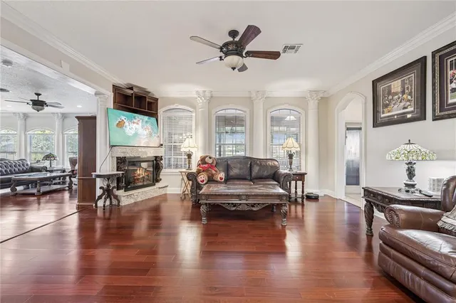 $590,000 | 2564 Chapala Drive, Kissimmee, FL 34746