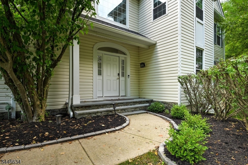56 Liberty Ridge Road Bernards, NJ 07920 - Photo 3 of 40