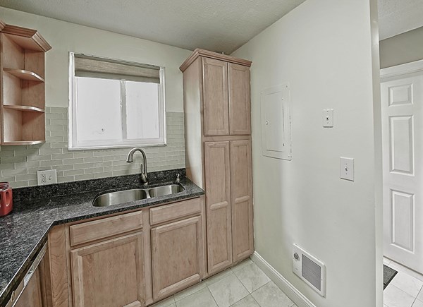 2 Liberty Road, Unit 2 Bridgewater, MA 02324 - Photo 11 of 29 Gallery Image 11