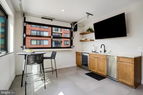 $949,000 | 2525 Pennsylvania Avenue Northwest, Unit 204, Washington, DC 20037