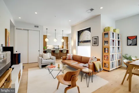 $949,000 | 2525 Pennsylvania Avenue Northwest, Unit 204, Washington, DC 20037