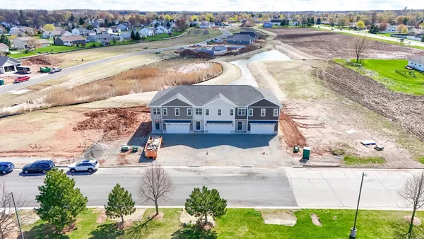 $469,900 | 1825 Servant Way, Green Bay, WI 54311