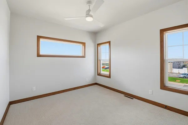 $469,900 | 1825 Servant Way, Green Bay, WI 54311
