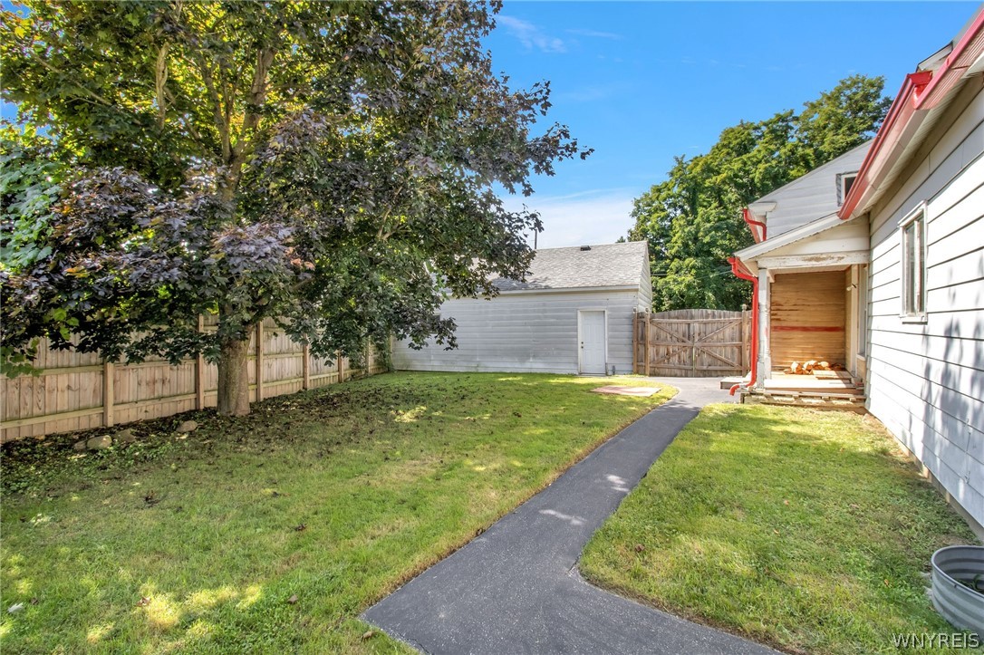 12140 Old Main Road Hanover, NY 14136 - Photo 6 of 40 Gallery Image 6
