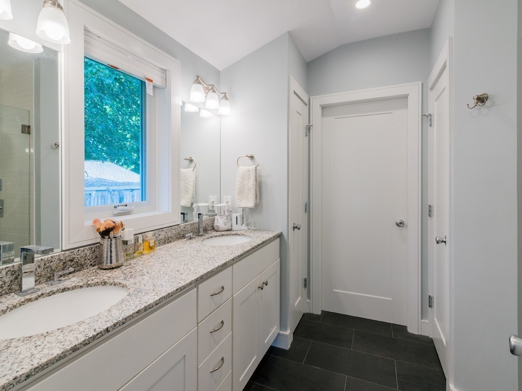 18 Irving Road Natick, MA 01760 - Photo 12 of 17 Gallery Image 12