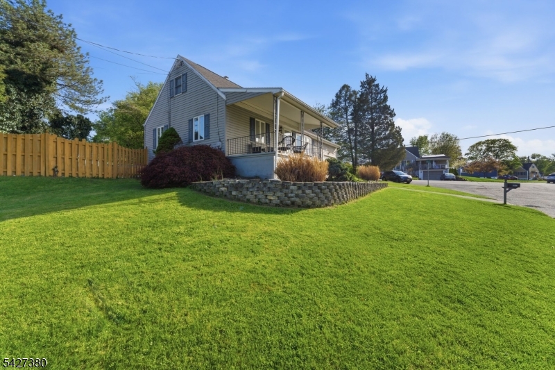 107 Belt Road Phillipsburg, NJ 08865 - Photo 4 of 34