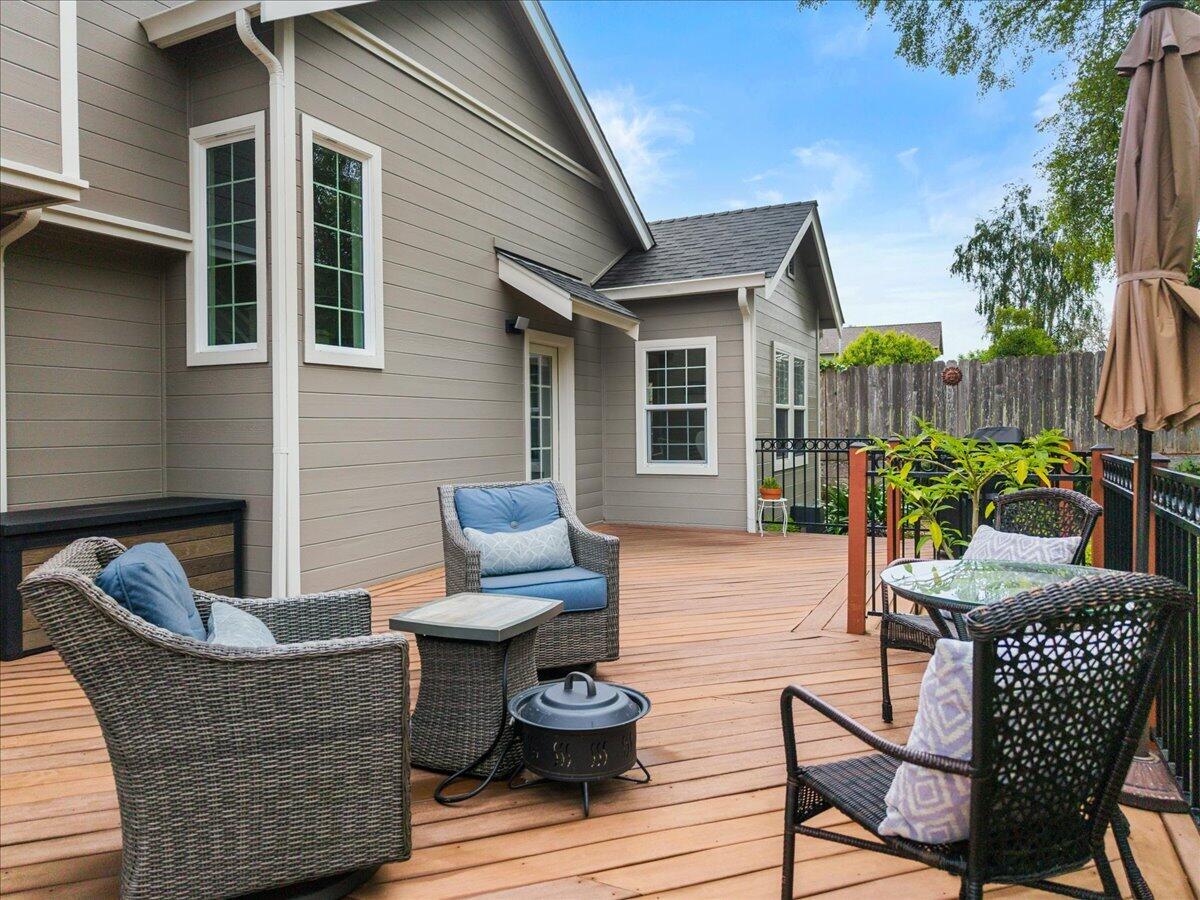 521 Nob Hill Road Fortuna, CA 95540 - Photo 31 of 39