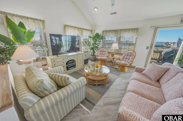 $575,000 | 23212 Surfside Drive, Rodanthe, NC 27968