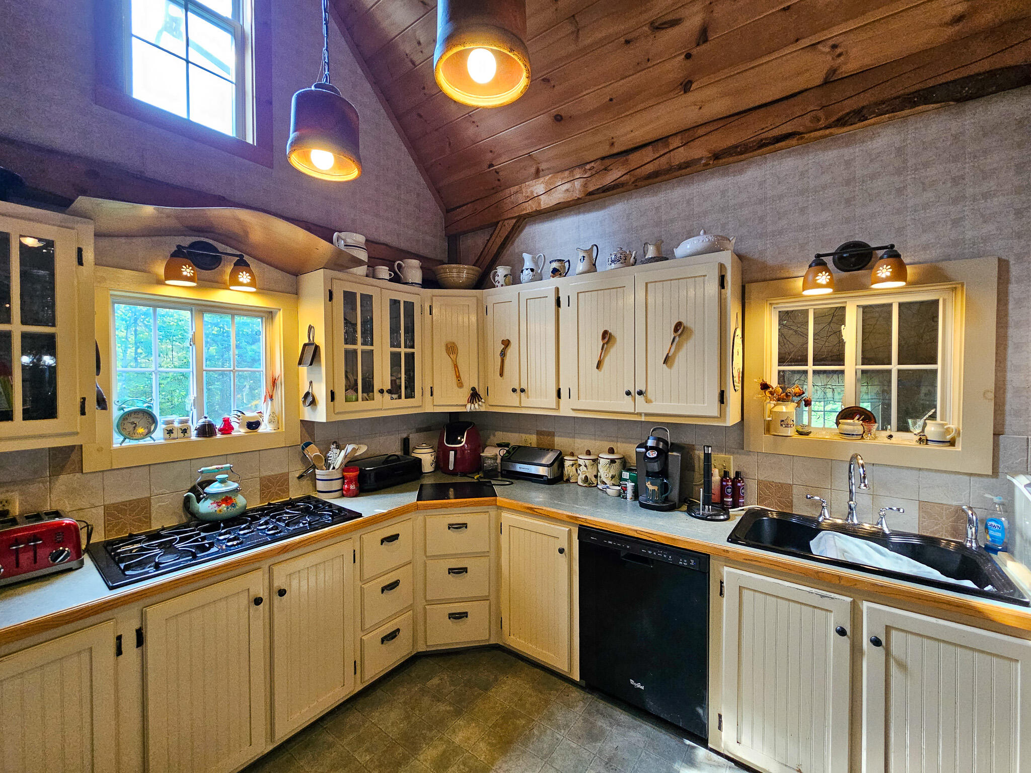 669 Dallas Hill Road Rangeley, ME 04970 - Photo 41 of 136 20250715_171104