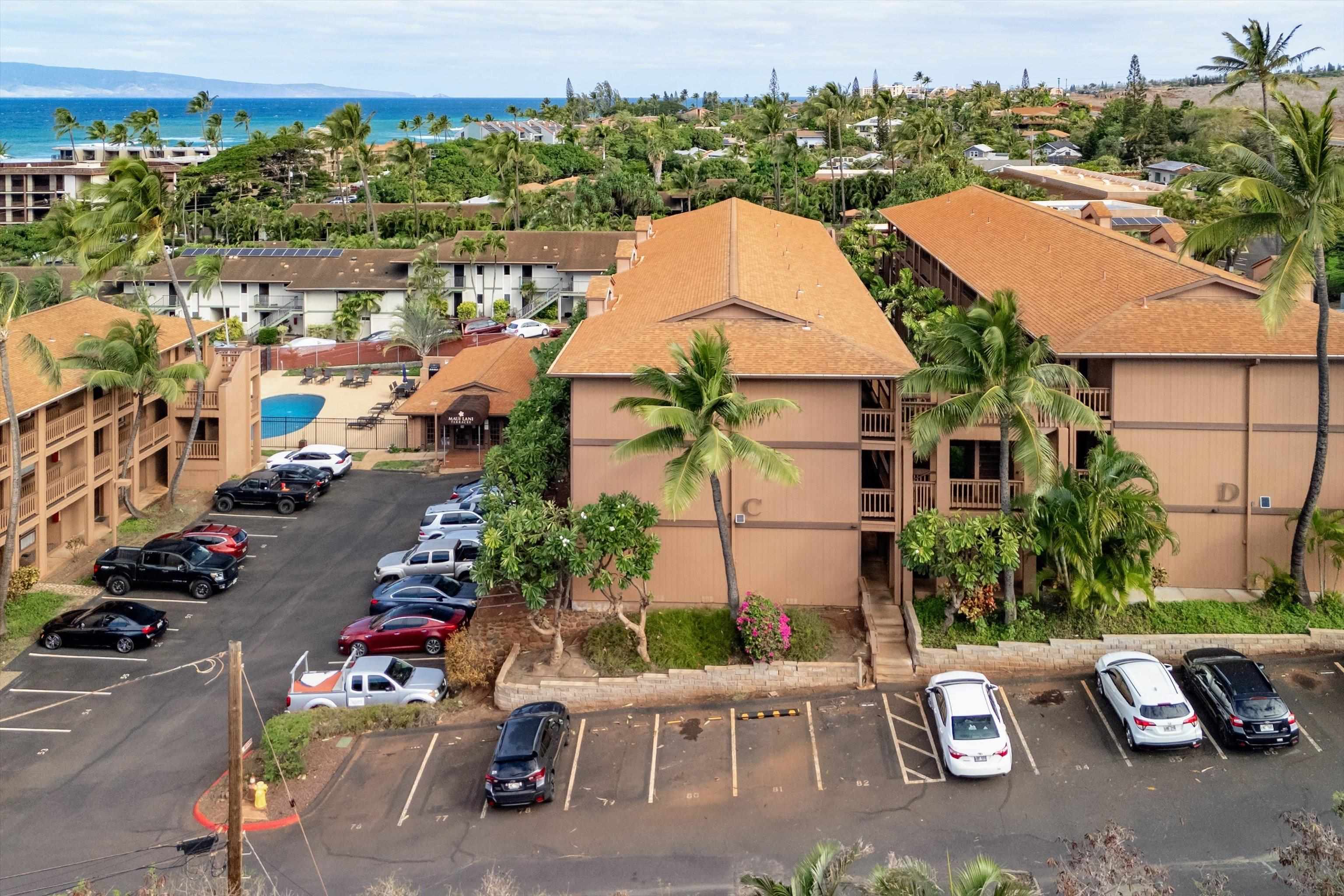 3740 Lower Honoapiilani Road, Unit C102 Lahaina, HI 96761 - Photo 23 of 50 an aerial view of a