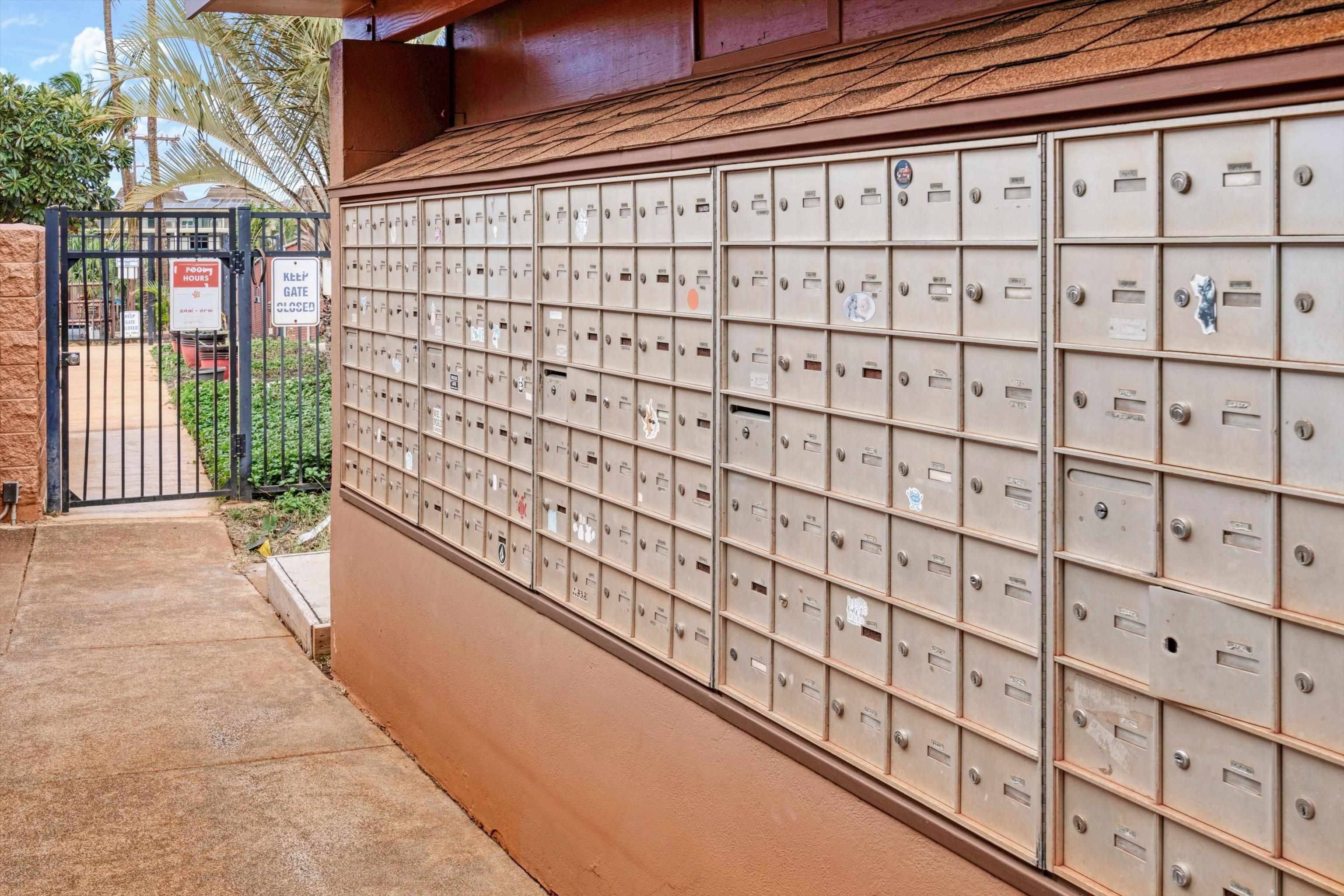 3740 Lower Honoapiilani Road, Unit C102 Lahaina, HI 96761 - Photo 30 of 50 a view of a balcony