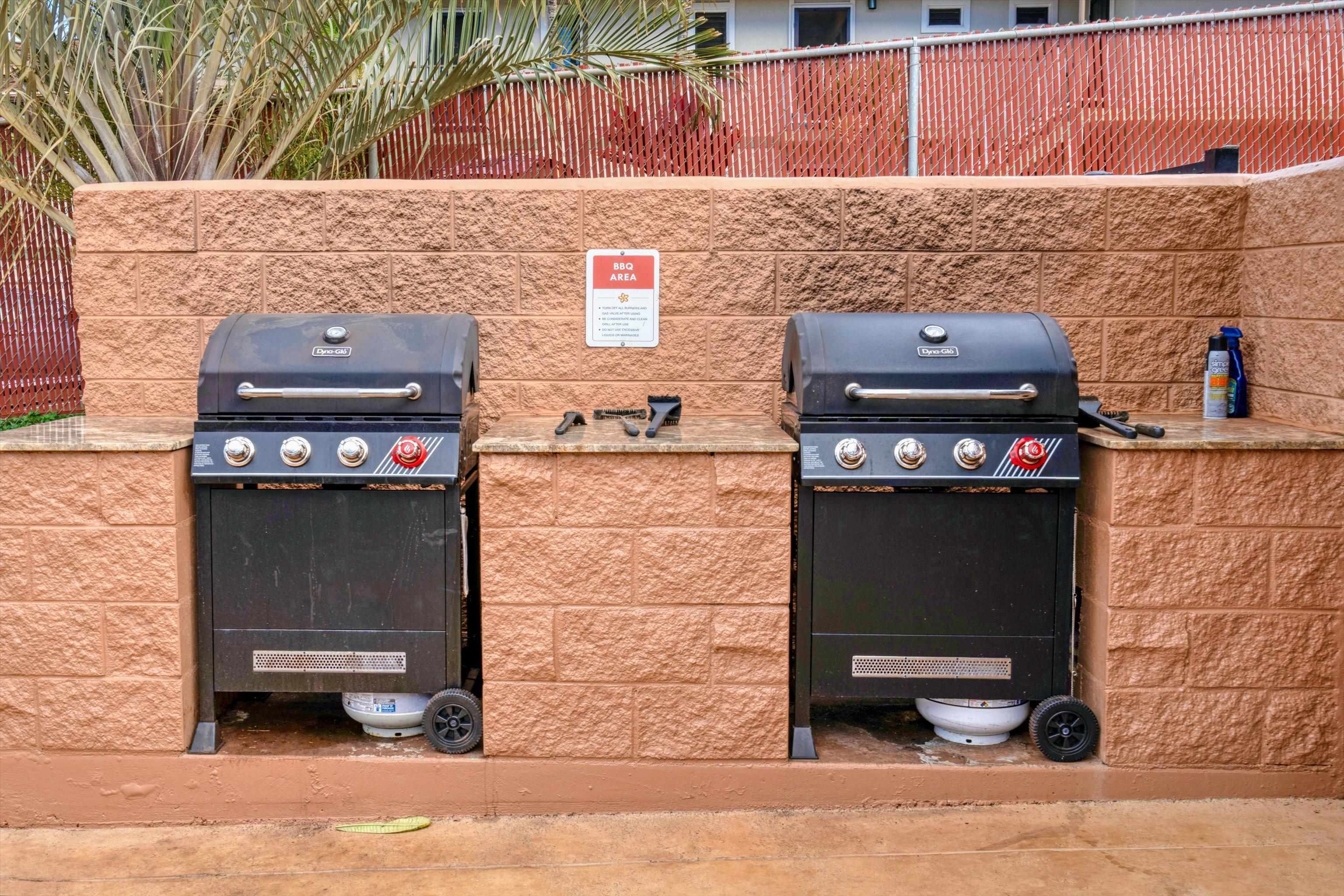 3740 Lower Honoapiilani Road, Unit C102 Lahaina, HI 96761 - Photo 35 of 50 a close view of a fireplace in the kitchen