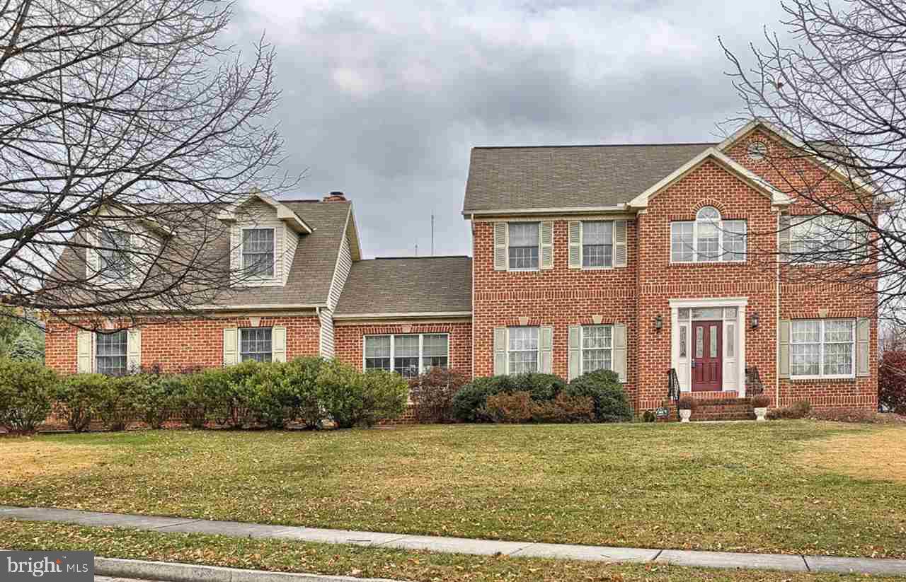 4442 Saybrook Lane Harrisburg, PA 17110 - Photo 1 of 25 Gallery Image 1