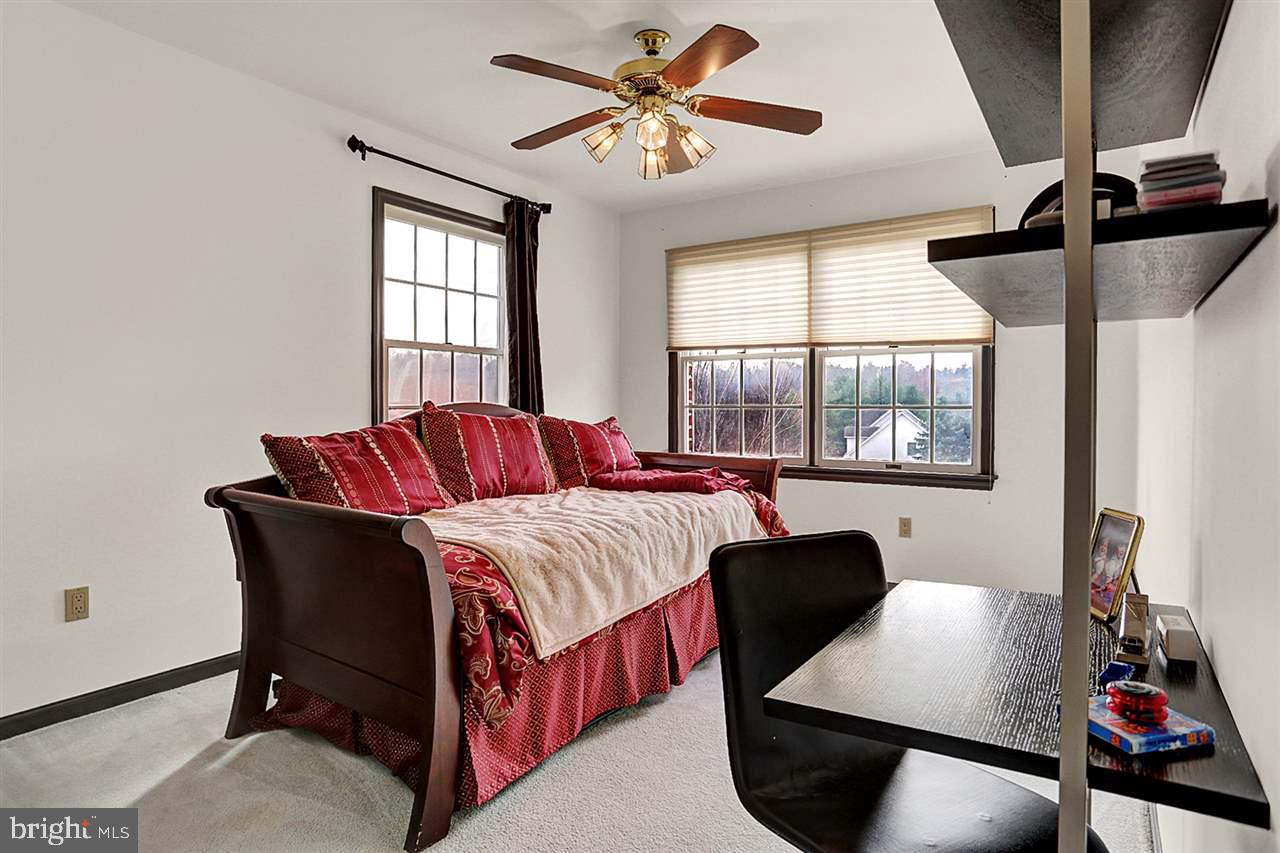 4442 Saybrook Lane Harrisburg, PA 17110 - Photo 21 of 25 Gallery Image 21