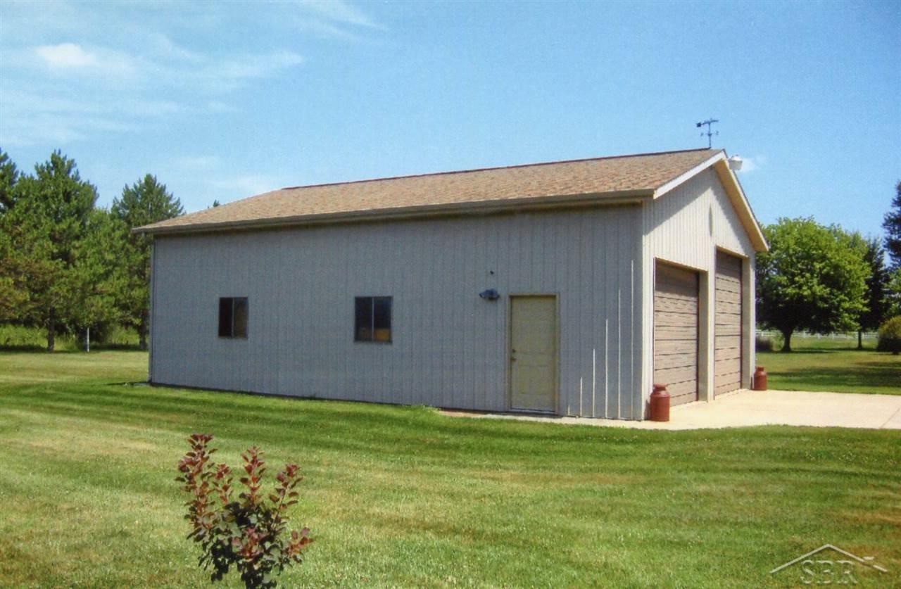 12813 Rathbun Road Birch Run, MI 48415 - Photo 3 of 13 31259774-2.JPG