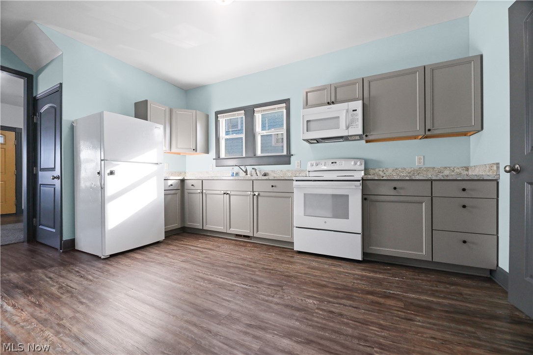 516 Inman Street Akron, OH 44306 - Photo 12 of 40 Gallery Image 12