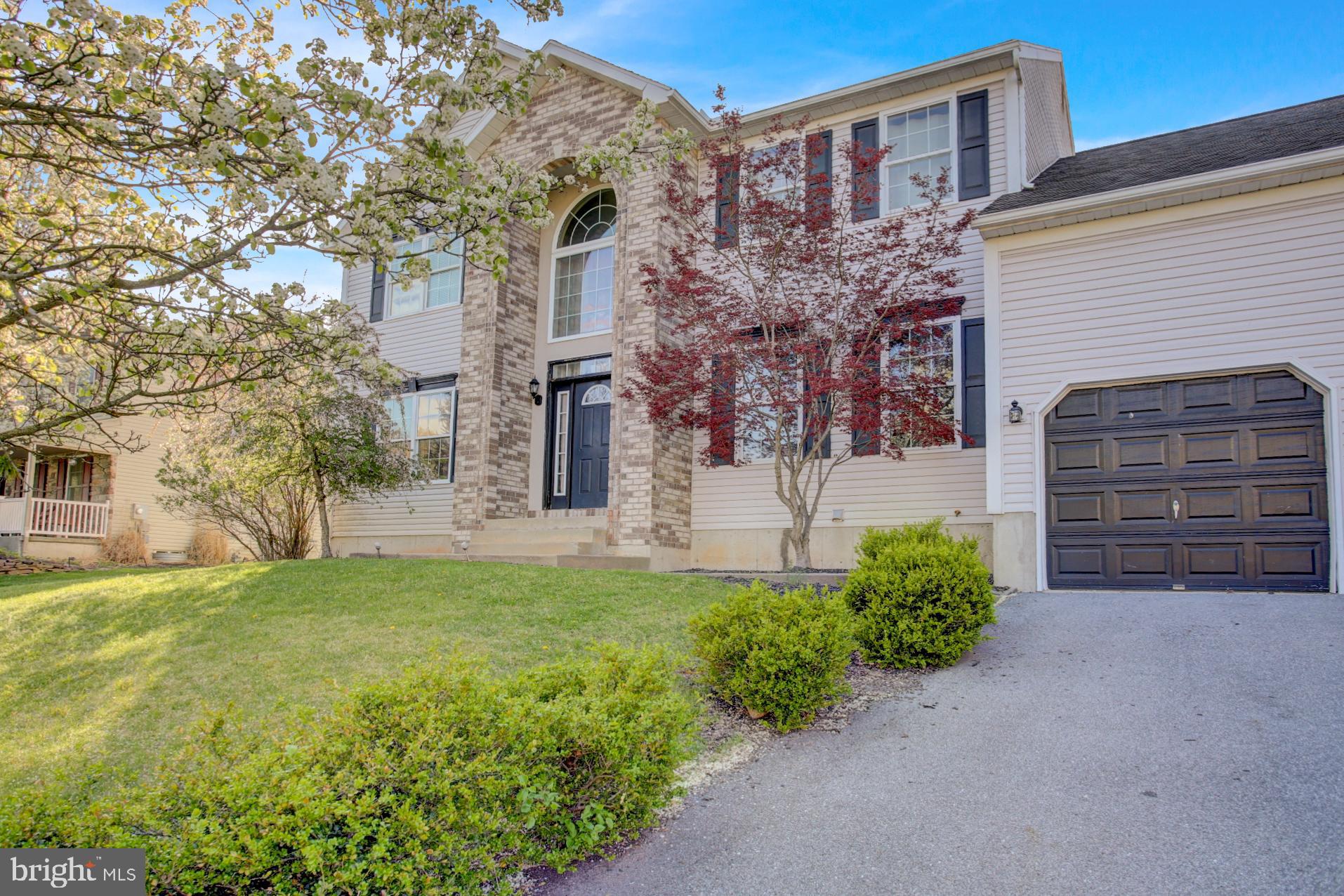 36 Hayden Circle Reading, PA 19606 - Photo 3 of 29