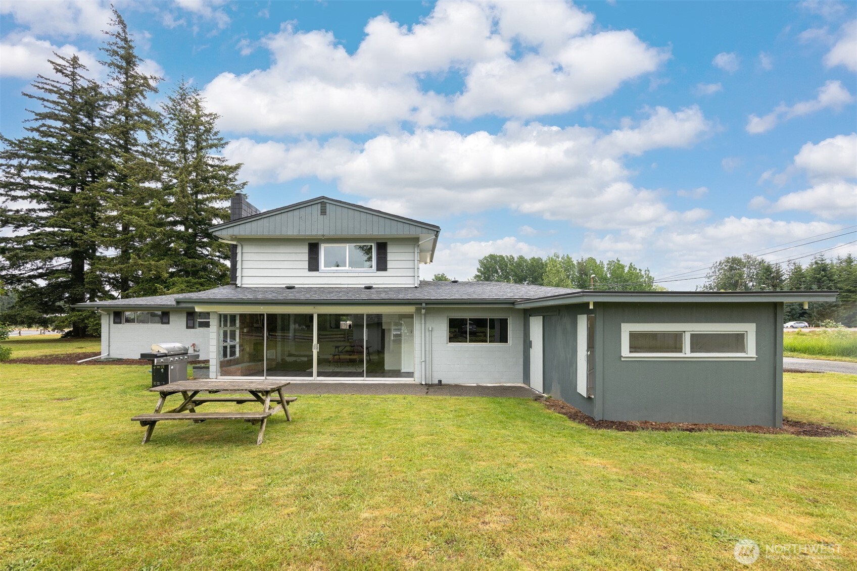 108 West Bartlett Road Lynden, WA 98264 - Photo 8 of 39