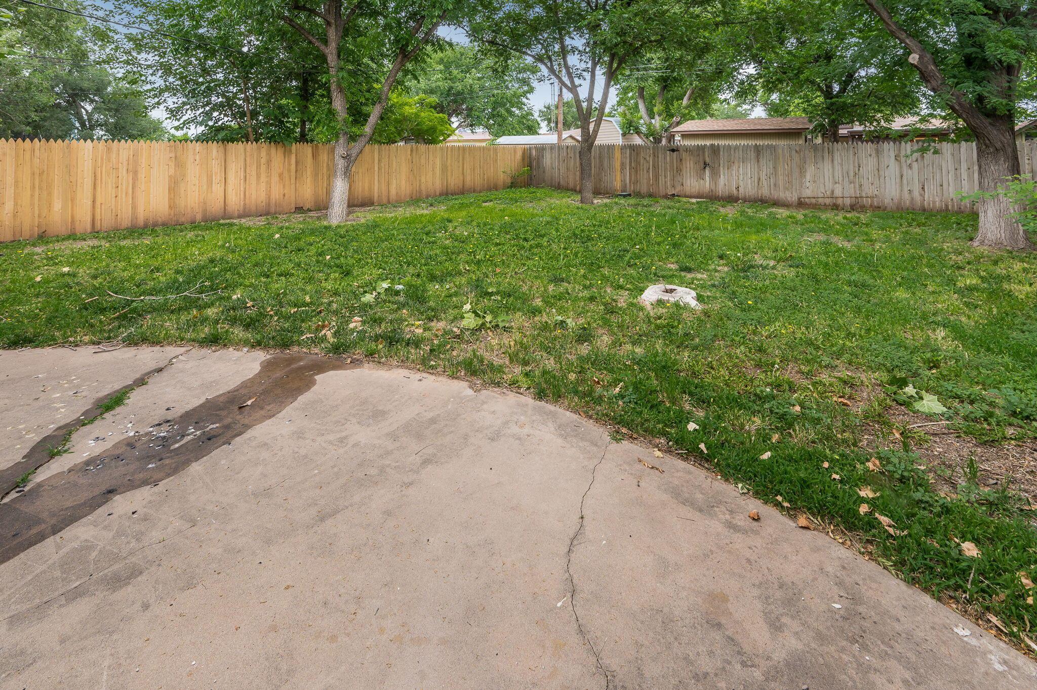 3610 South Austin Street Amarillo, TX 79109 - Photo 16 of 20 Back Yard