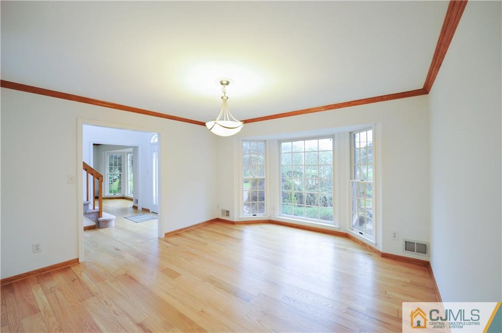 374 Rahway Road Edison, NJ 08820 - Photo 11 of 25 Gallery Image 11
