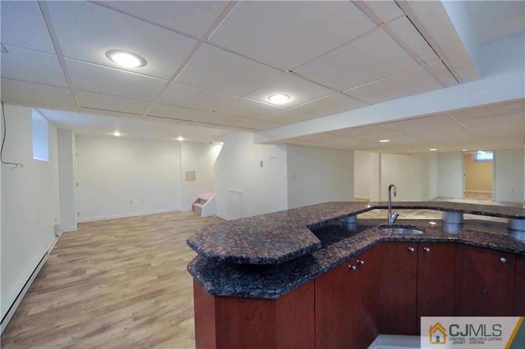 374 Rahway Road Edison, NJ 08820 - Photo 19 of 25 Gallery Image 19