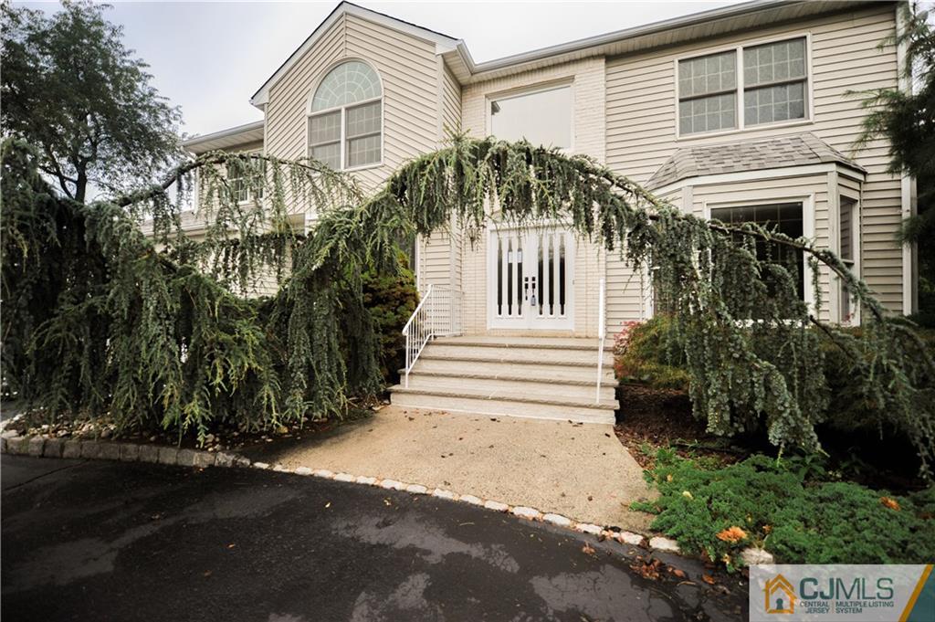 374 Rahway Road Edison, NJ 08820 - Photo 3 of 25 Gallery Image 3