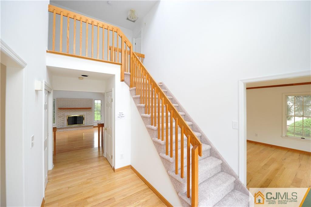 374 Rahway Road Edison, NJ 08820 - Photo 5 of 25 Gallery Image 5