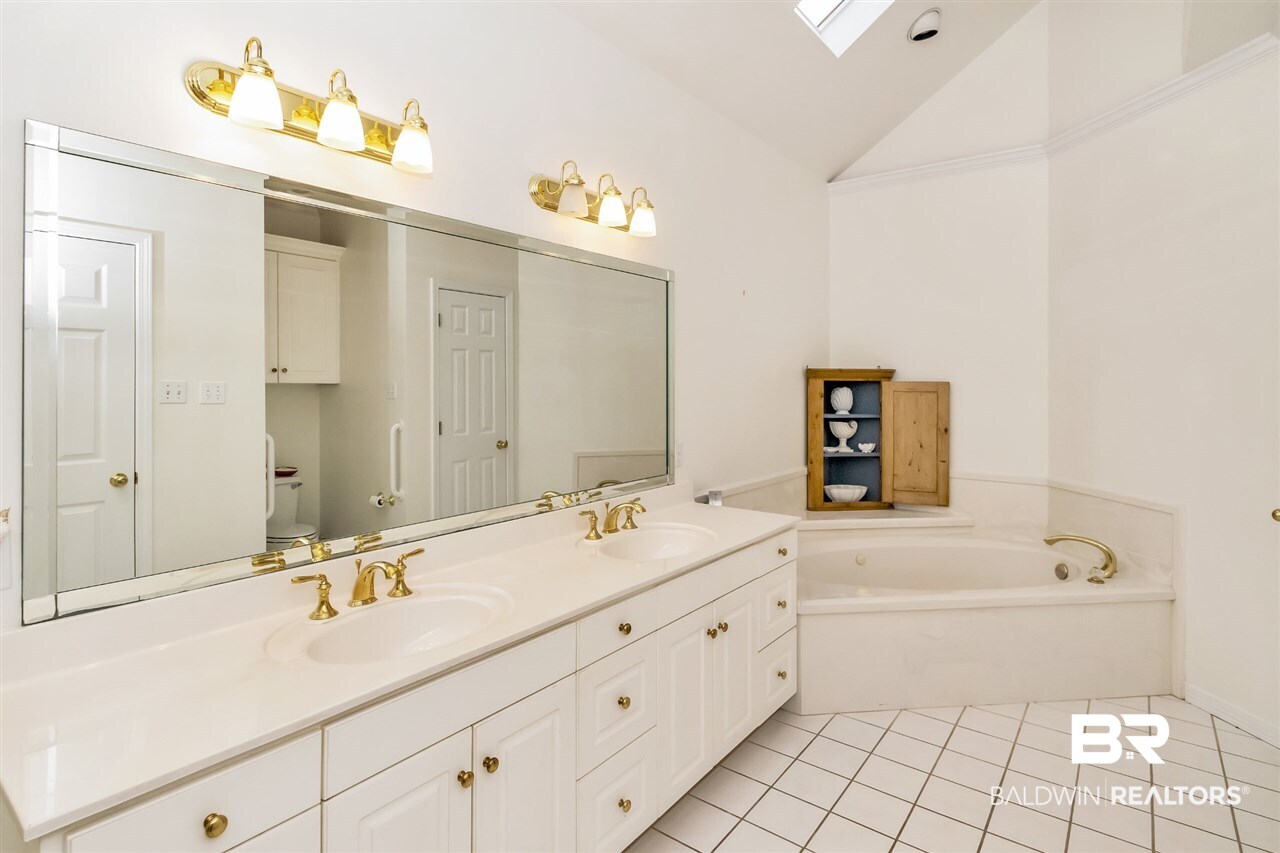 5900 Sutton Trace Court Mobile, AL 36609 - Photo 27 of 43