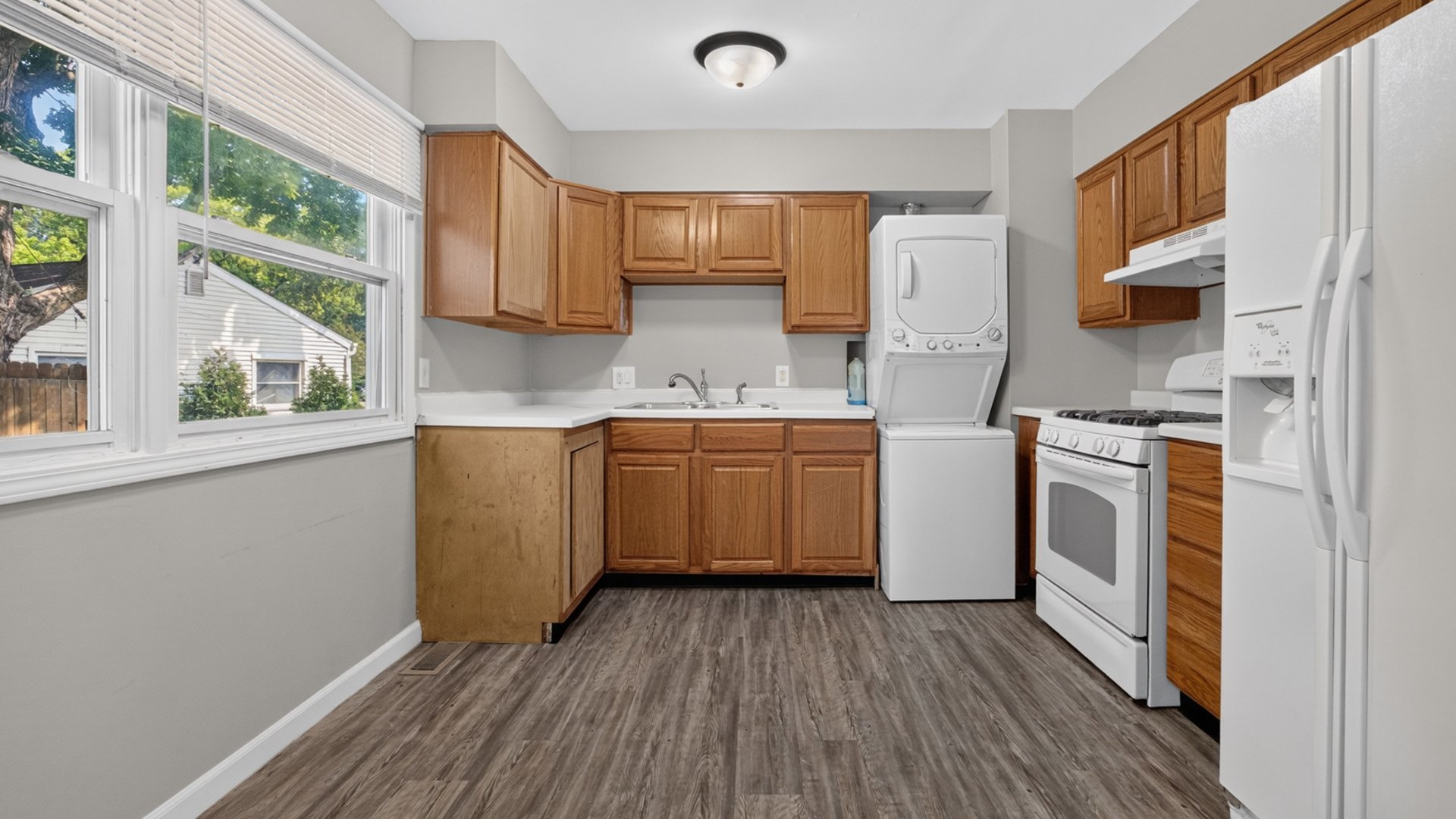 29 Norwood Avenue Normal, IL 61761 - Photo 8 of 28