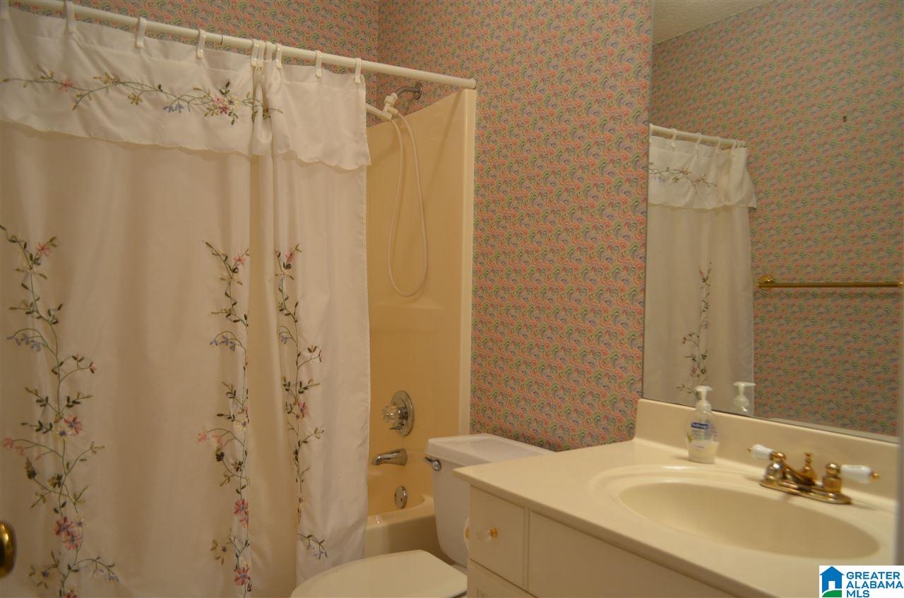 3718 Stone Ridge Terrace Birmingham, AL 35216 - Photo 4 of 16