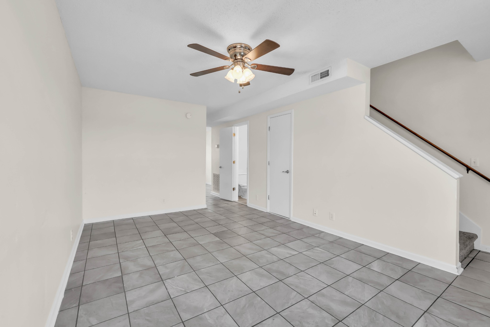 2451 Wilson Road, Unit 6 Clarksville, TN 37043 - Photo 3 of 21 a view of an empty room