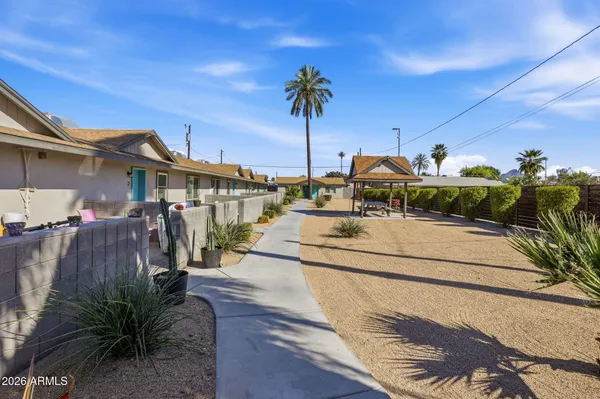 $925 | 840 East Turney Avenue, Unit 6, Phoenix, AZ 85014