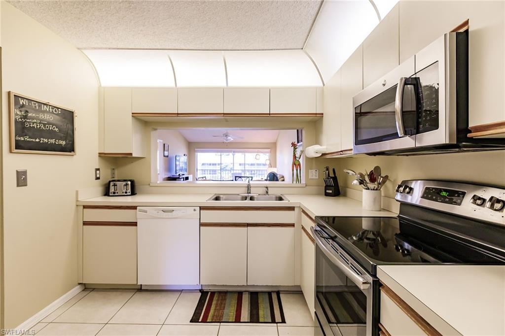 1230 Yesica Ann Circle, Unit D202 Naples, FL 34110 - Photo 14 of 36